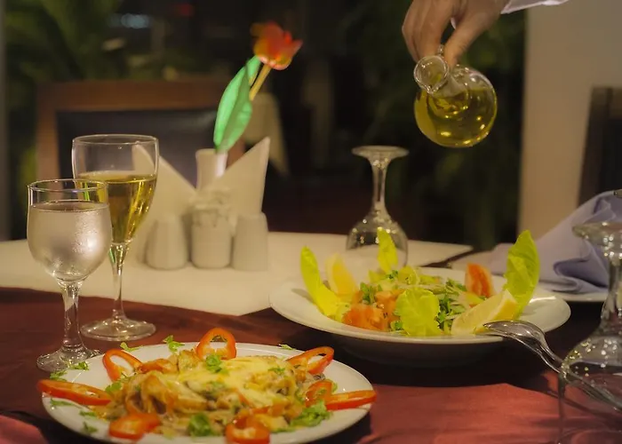 Palmcity Hotel Esmirna