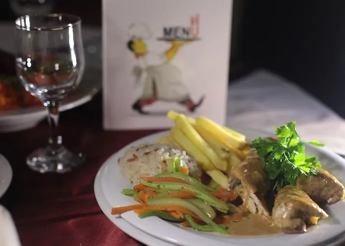 Palmcity Hotel Esmirna