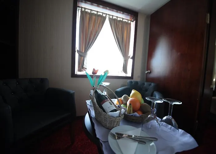 Palmcity Hotel Esmirna